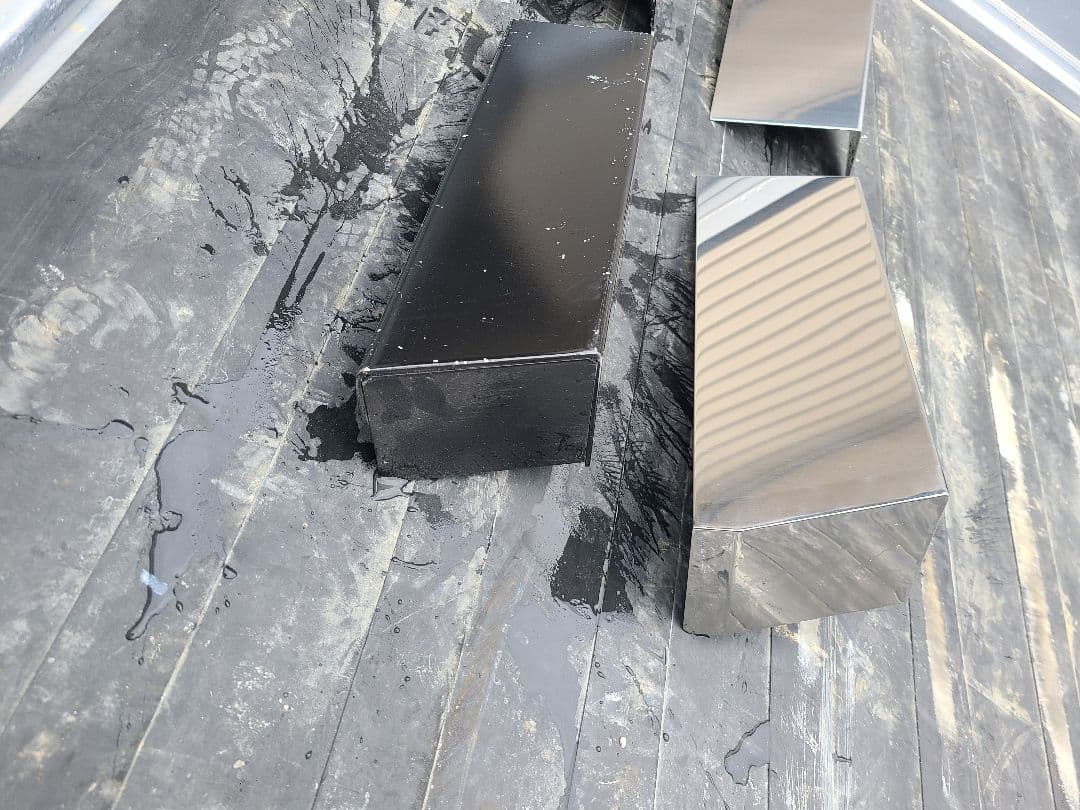 トラック用テールランプ台座