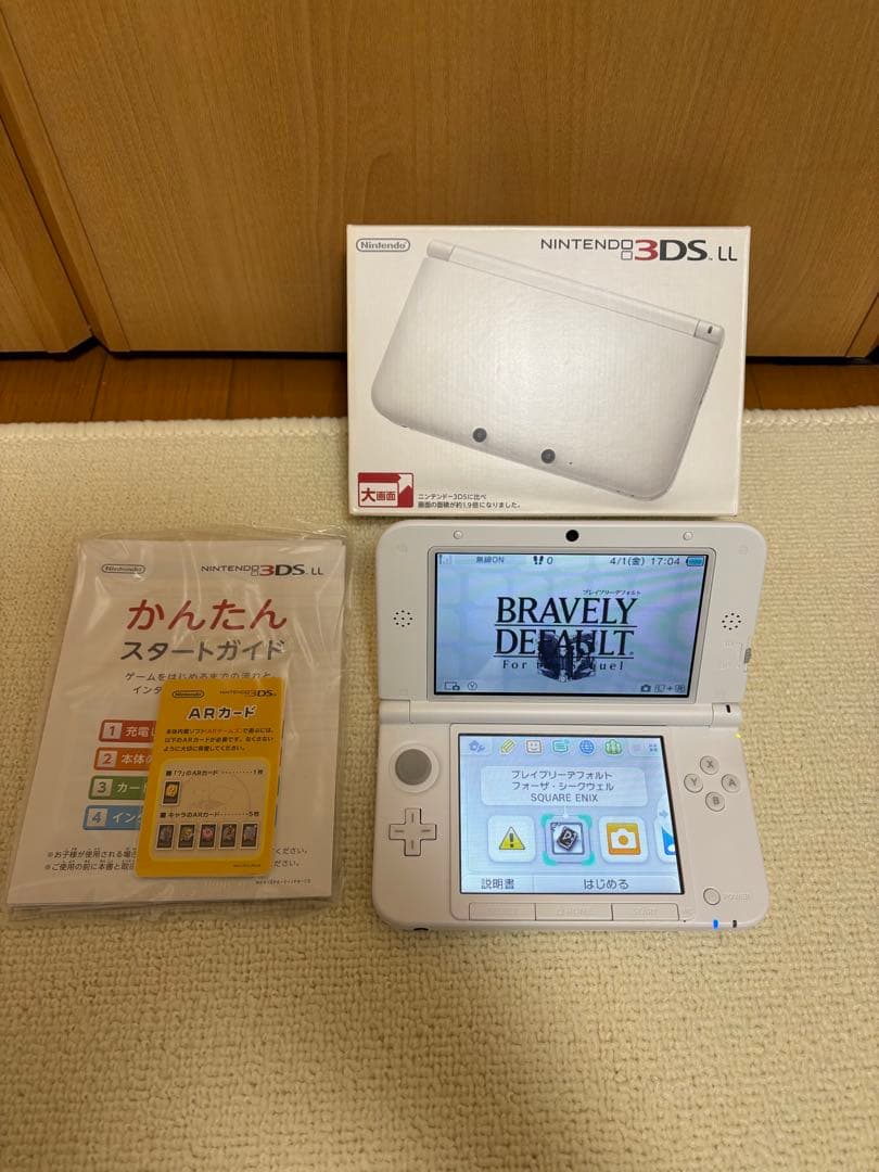ニンテンドー3DS LL ホワイト ソフト6本