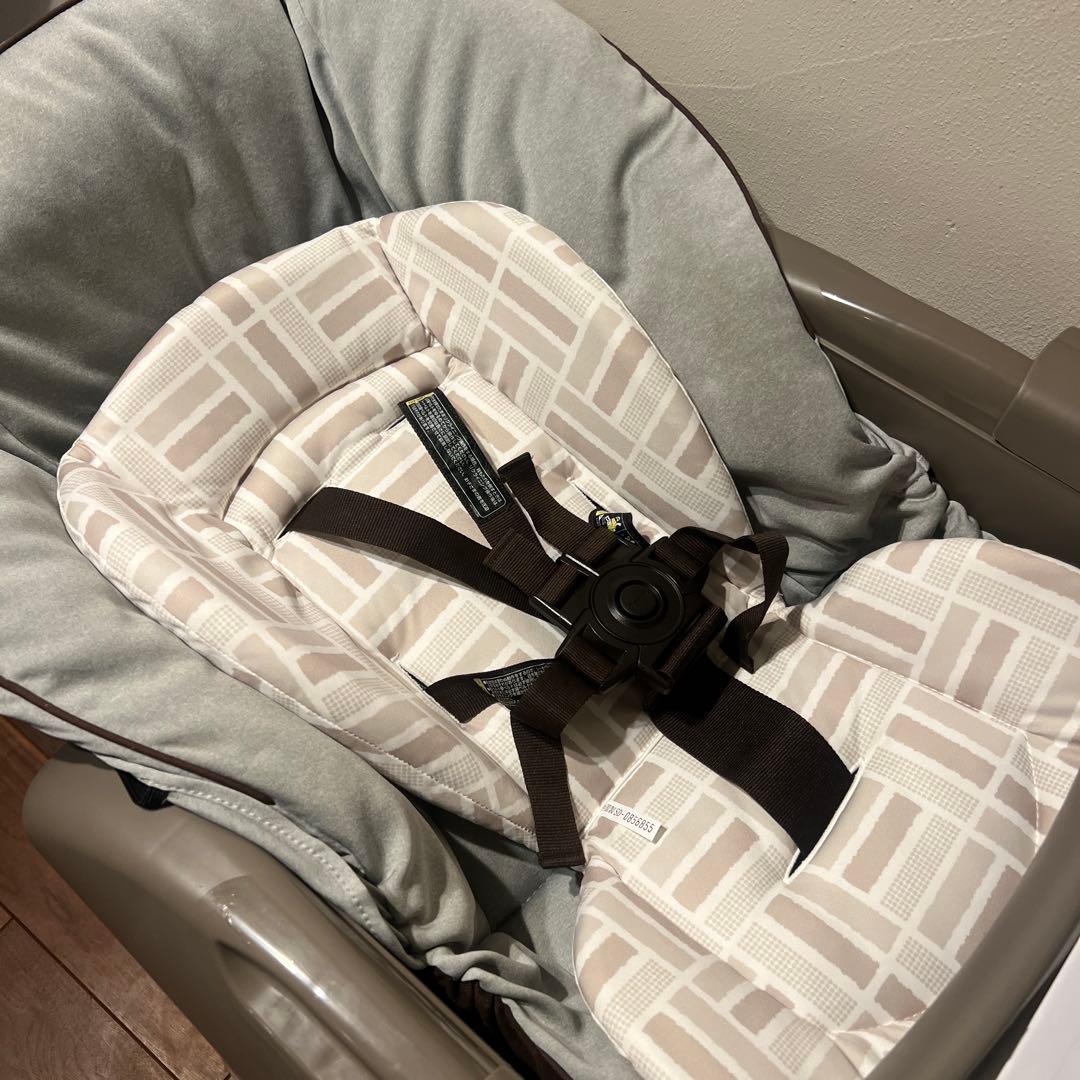 コンビ　ネムリラ　AUTO SWING 赤ちゃん本舗先行販売品✨