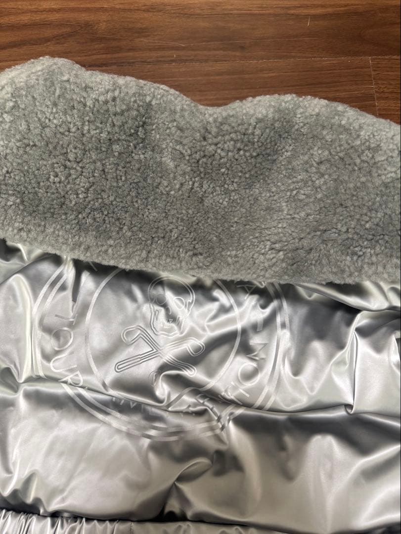 やす君プロフ確認さま専用 マークアンドロナ　ダウンベスト　シルバー