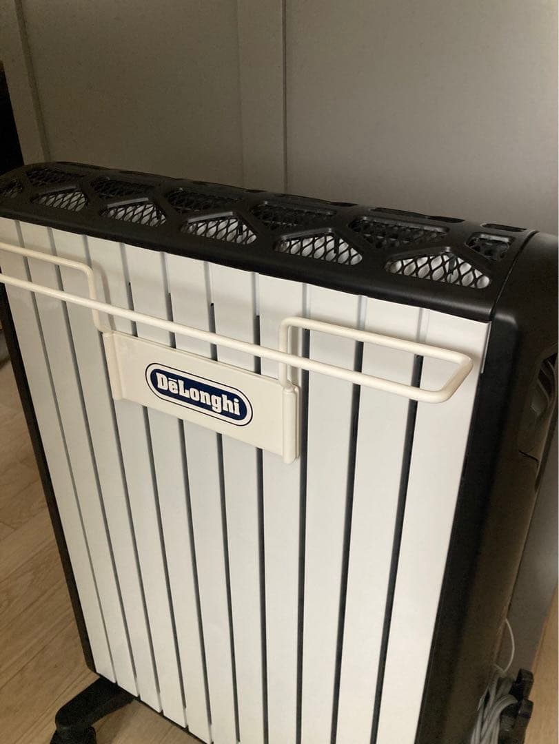 【タオル掛けオマケ付き】デロンギ　ヒーター　MDHAA15WIFI