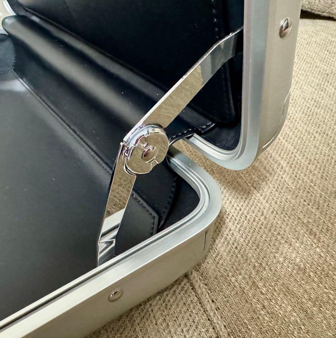 ゼロハリバートン アタッシュケース アルミ A4対応 9.5L 94211