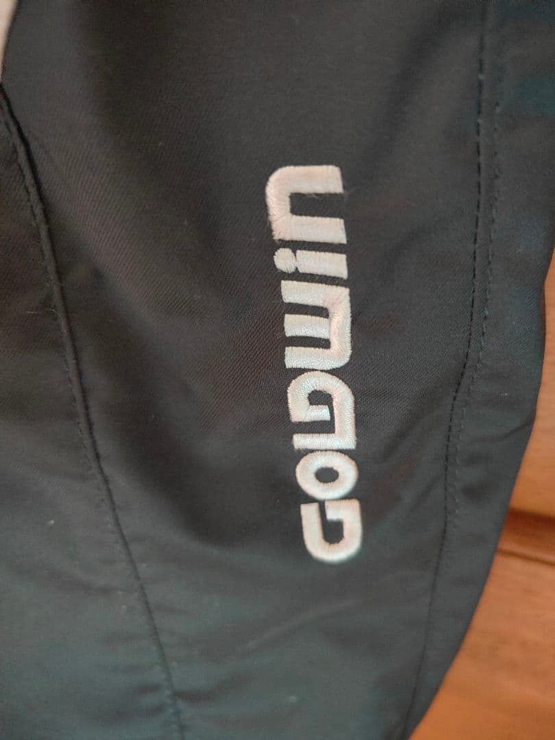 GODWIN　ジュニアスキーウェアサイズ160