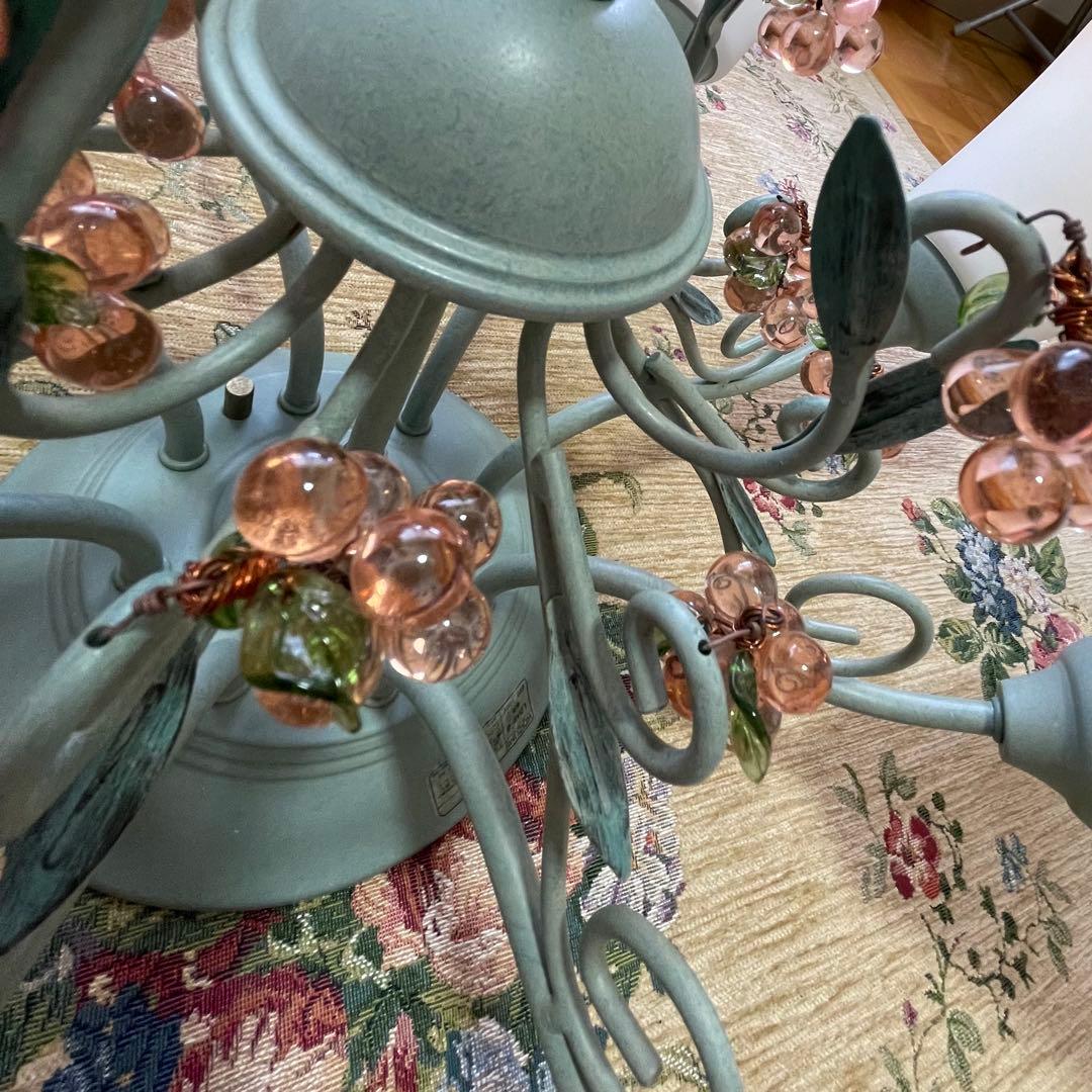 KOIZUMI LEDシャンデリア ピンク　姫部屋インテリア　ガラス細工 8灯