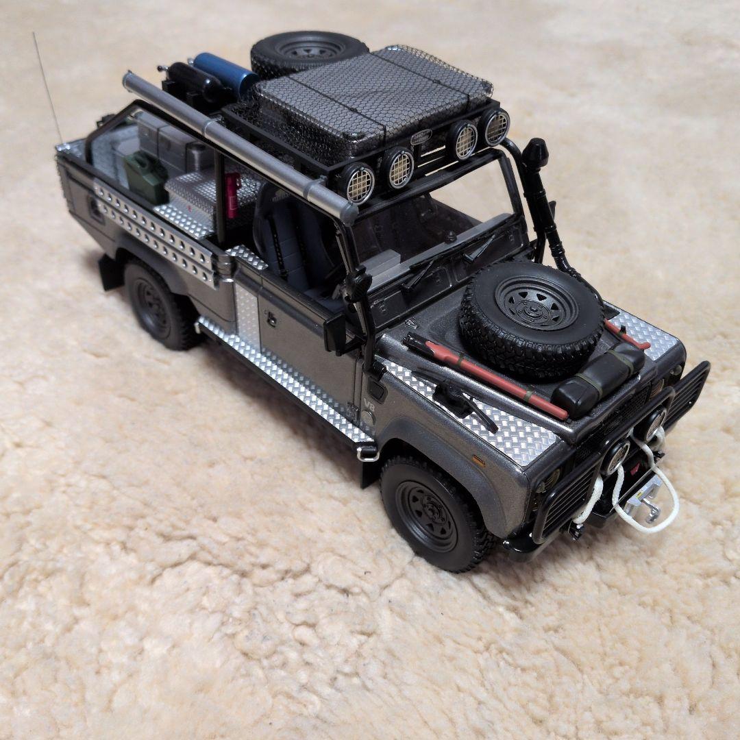 Land Rover Defender Movie Edition ミニカー
