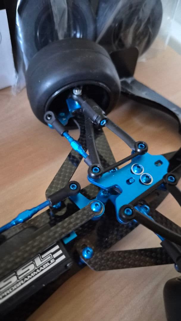 やーさん専用　タミヤ TRF104 オプション多数　M17セット