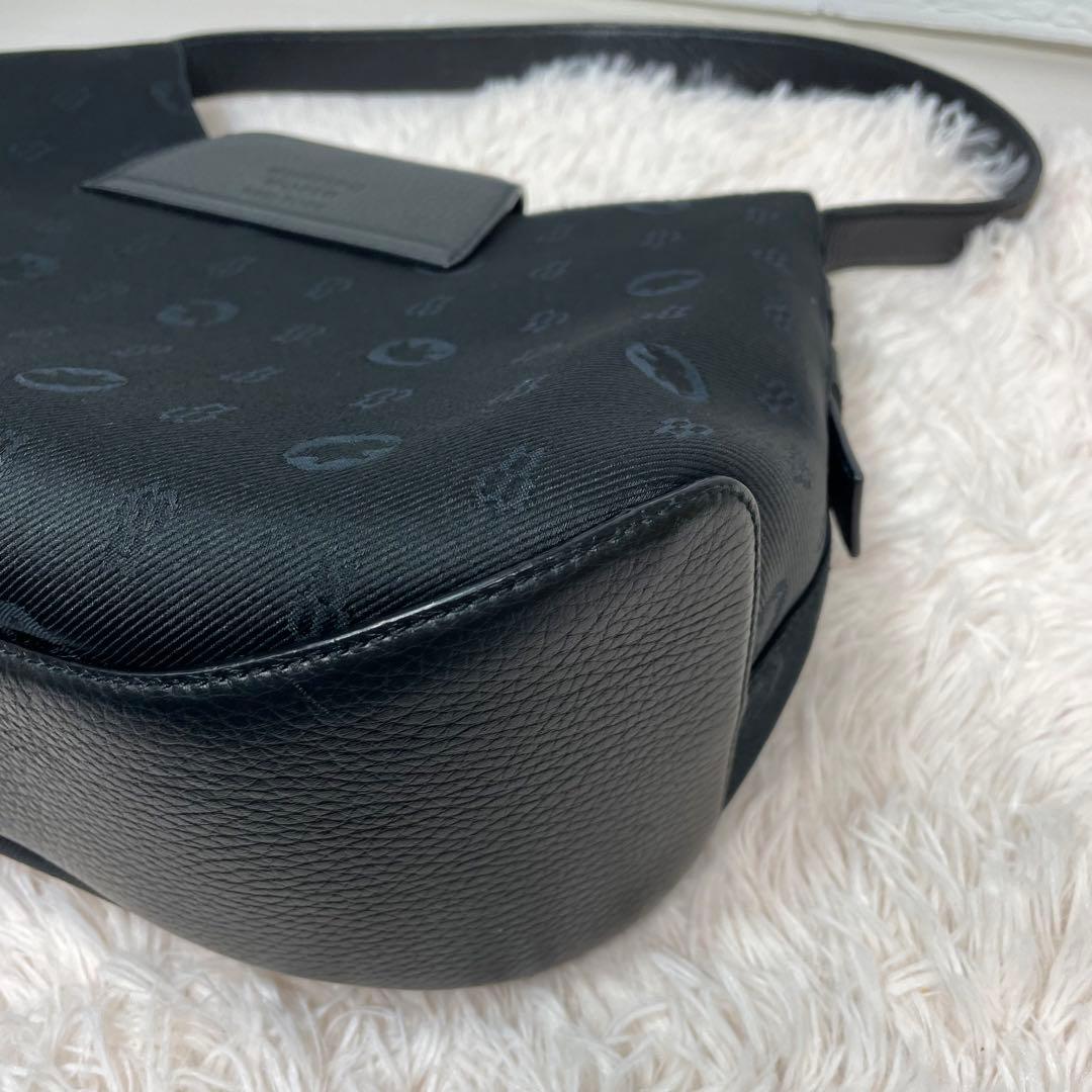 美品 ハンティングワールド HUNTING WORLD ワンショルダー ハンド