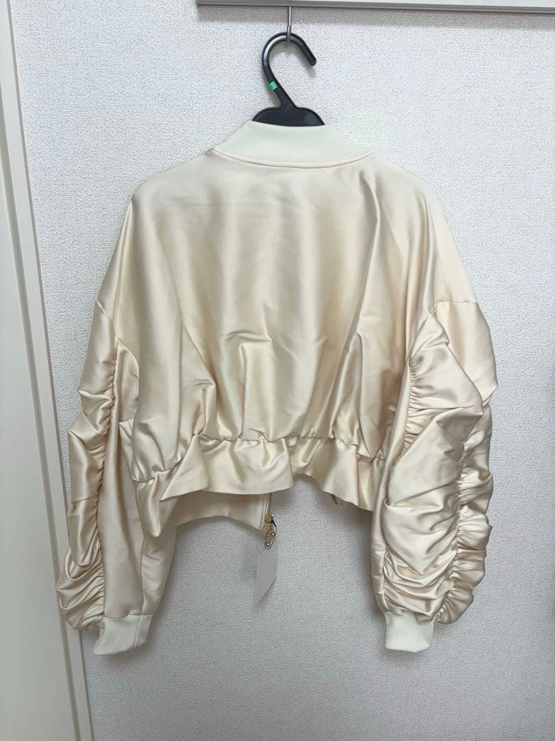 値下げ中　新品未使用 maison de Dolce. グロッシーブルゾン