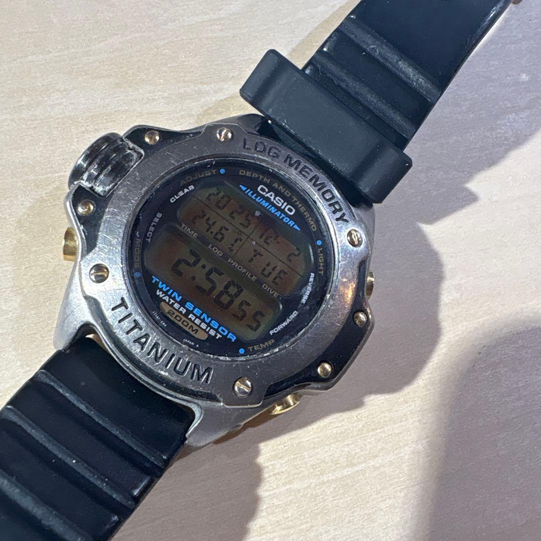 CASIO デジタル腕時計 DEP-700 チタン製