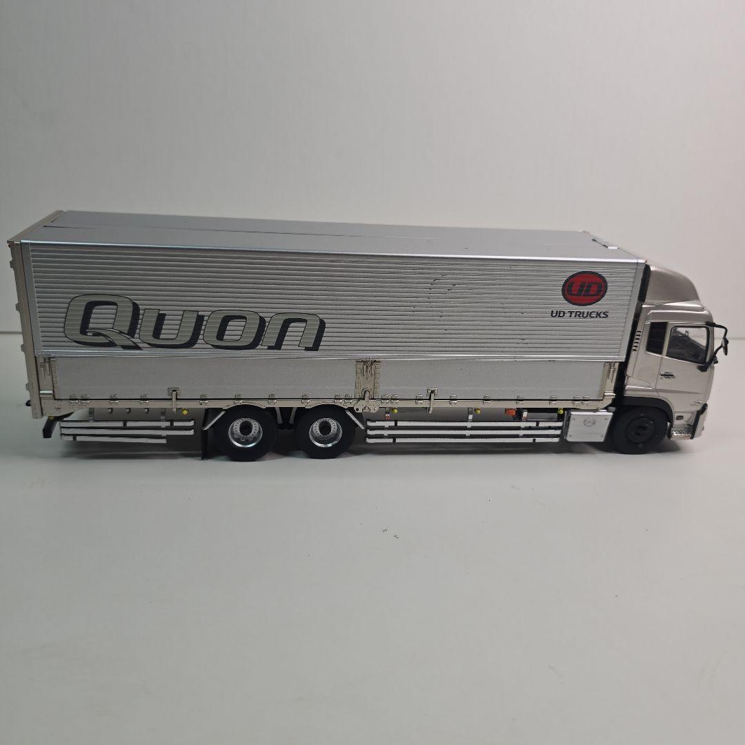 ミニカー UD trucks