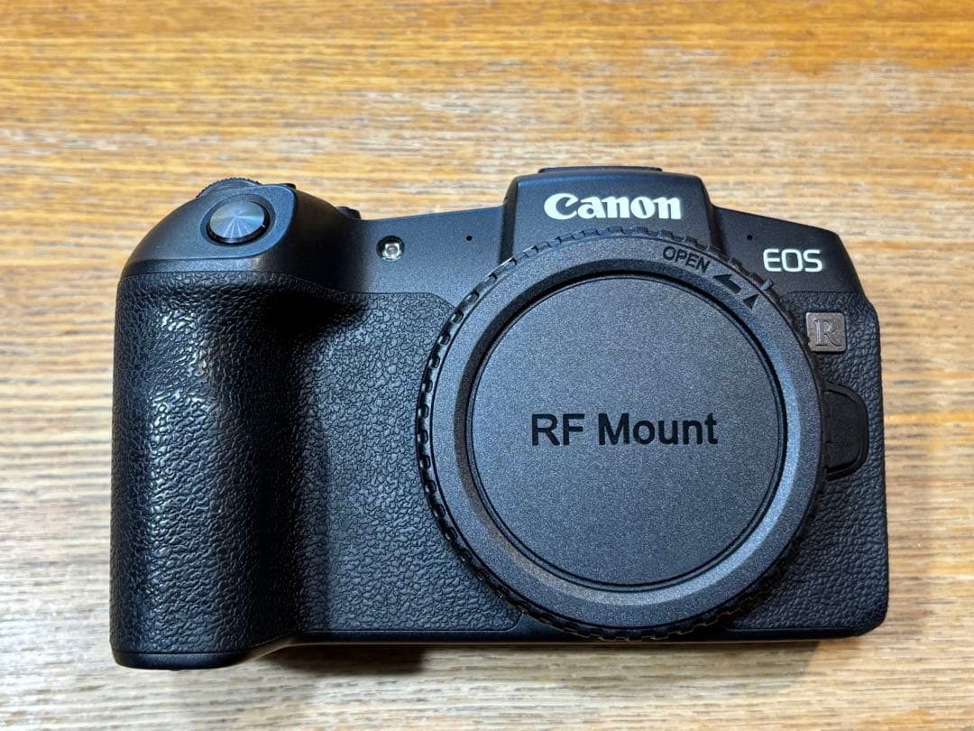 ゴック出品　Canon EOS RP ボディーのみ【訳あり】