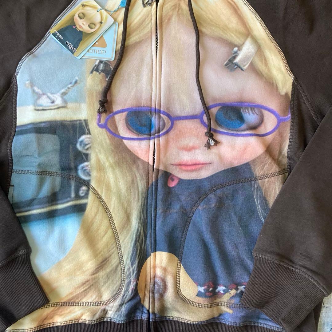 トップス COYSEIO BLYTHE GRAPHIC HOODIE