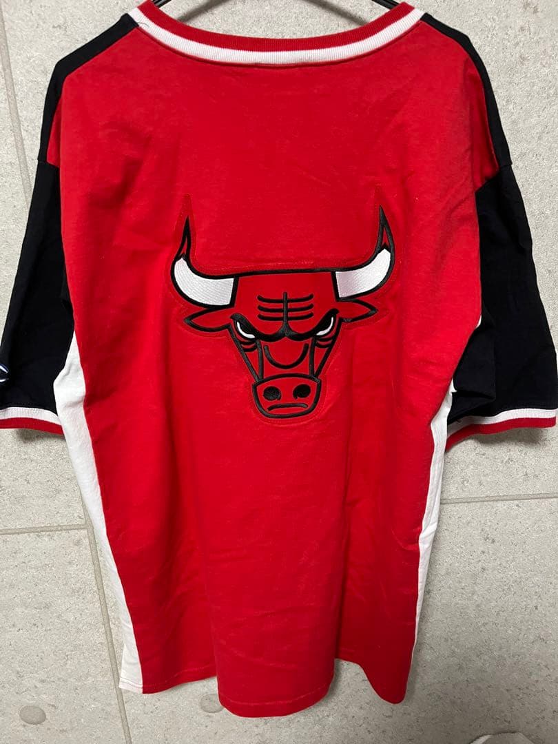 ブルズ　bulls ゲームシャツ　ワッペン　CHICAGO Bulls 古着