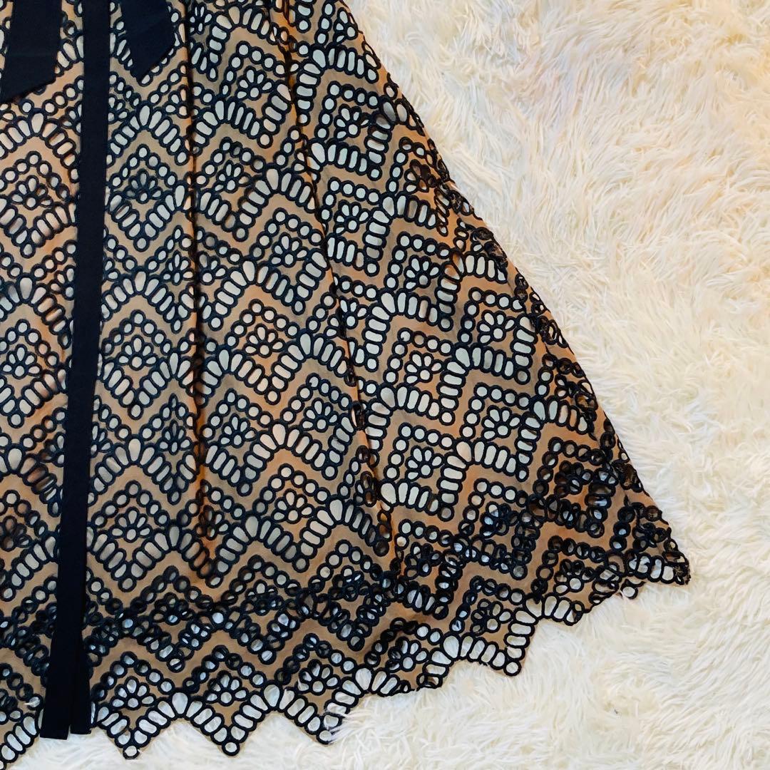 美品 ダイアグラム Aライン 総柄 刺繍 ベルト ノースリーブ ワンピース 36