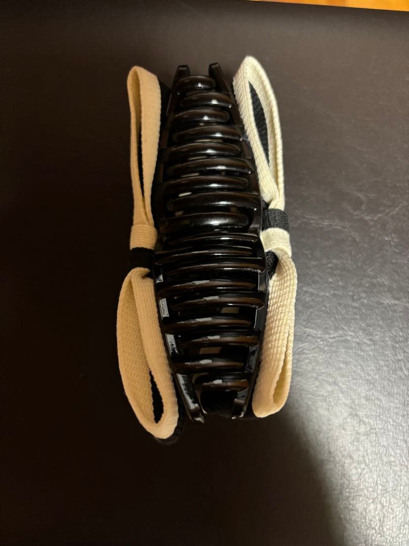 MIU MIU リボン型ヘアアクセサリー