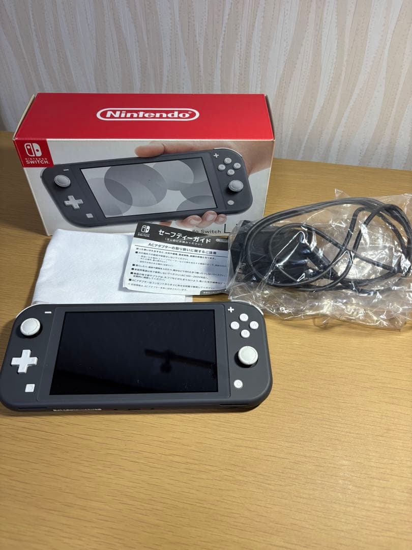 Nintendo Switch lite グレー　【箱、充電器付き】