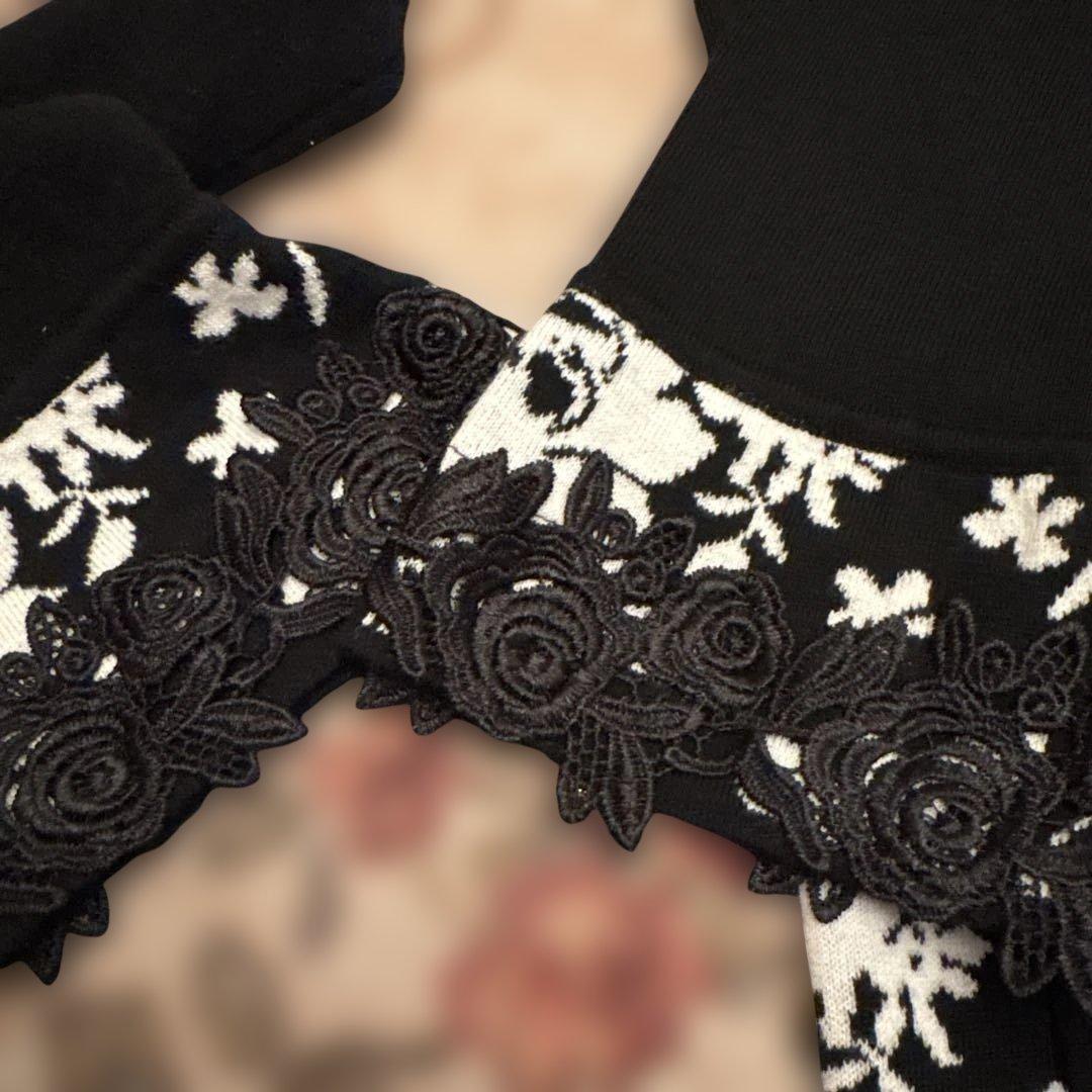 Super Beauty ❣️花柄長袖ワンピース 42新品未使用