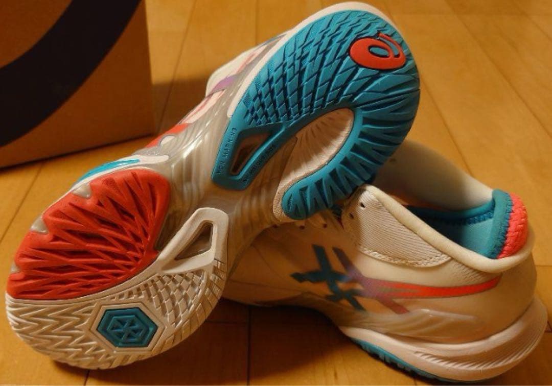 P*ン様 R*2様 ASICS　RISE　バレーボールシューズ　27cm