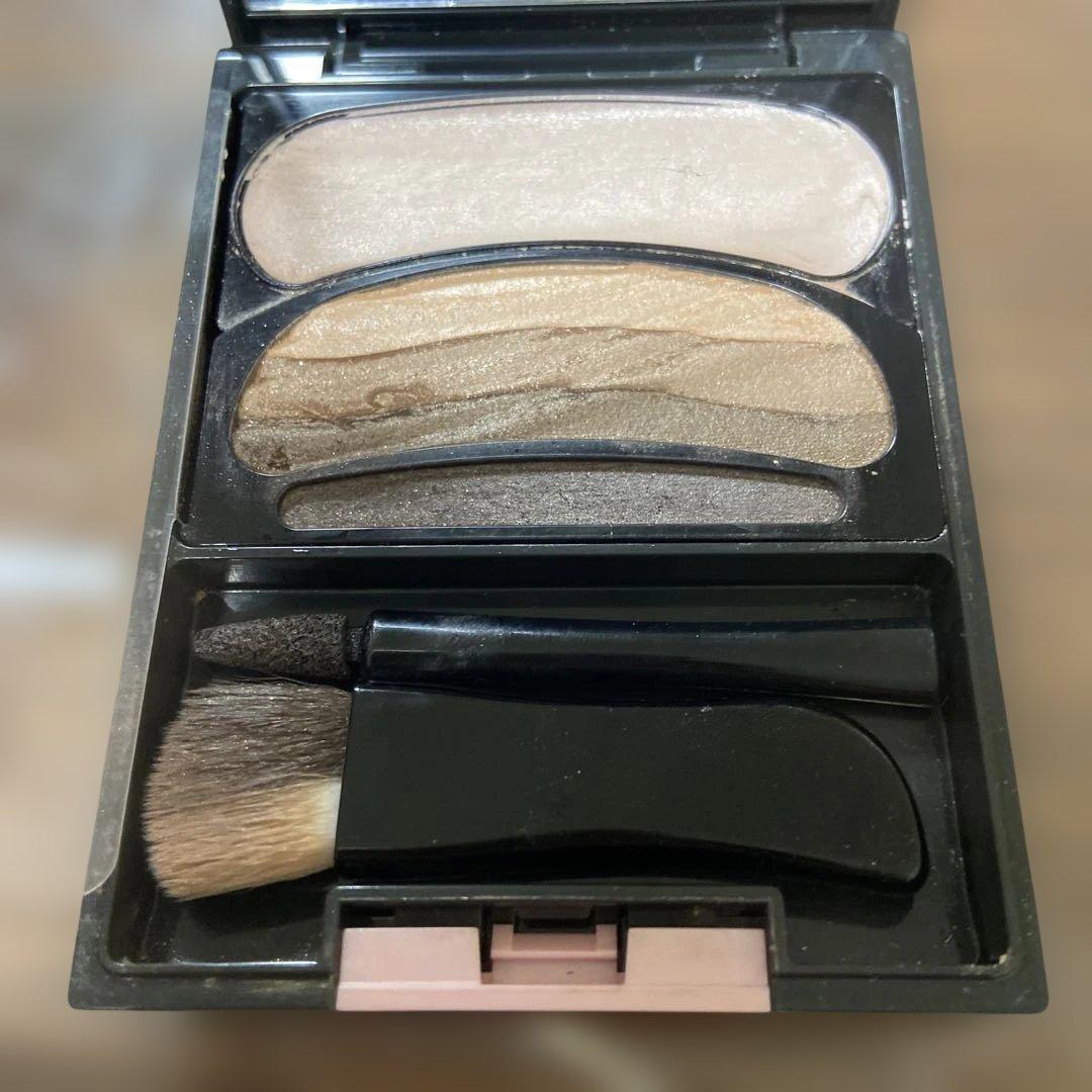 オーブ　ブラシひと塗りシャドウ　11 ブラウン