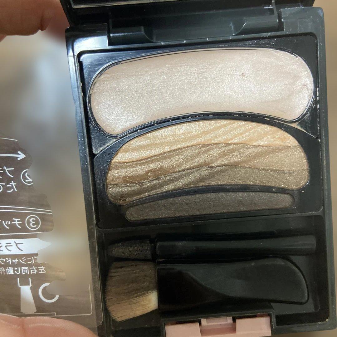 オーブ　ブラシひと塗りシャドウ　11 ブラウン