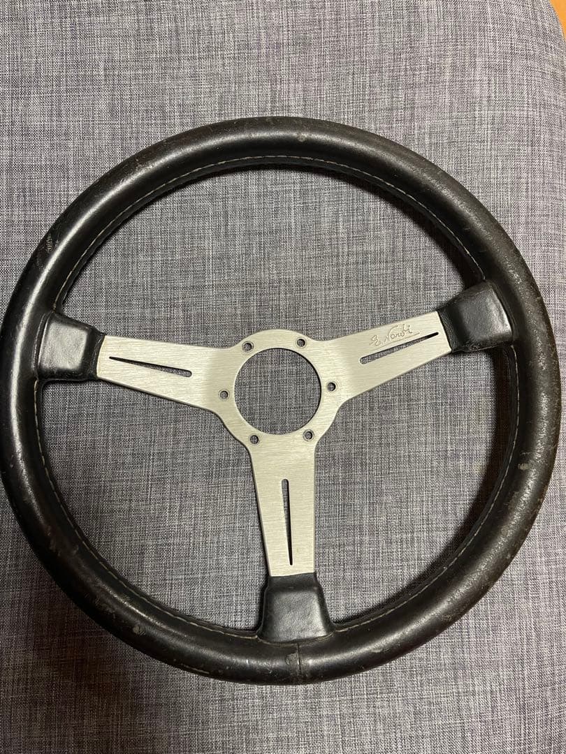 ナルディ ステアリング 3本スポーク
