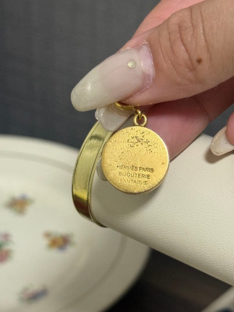 HERMES エルメス セリエ ペンダントトップ シェル