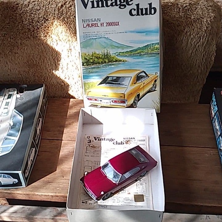 車のプラモデルです！