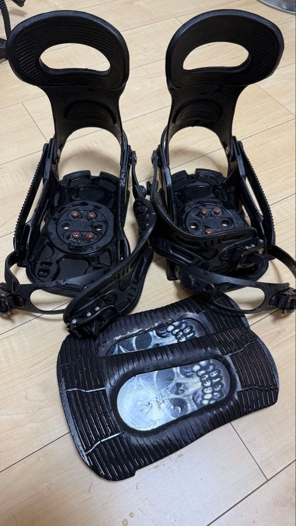 ベントメタル　スノーボード ビンディング トランスファーMサイズ　ジェイミーリン