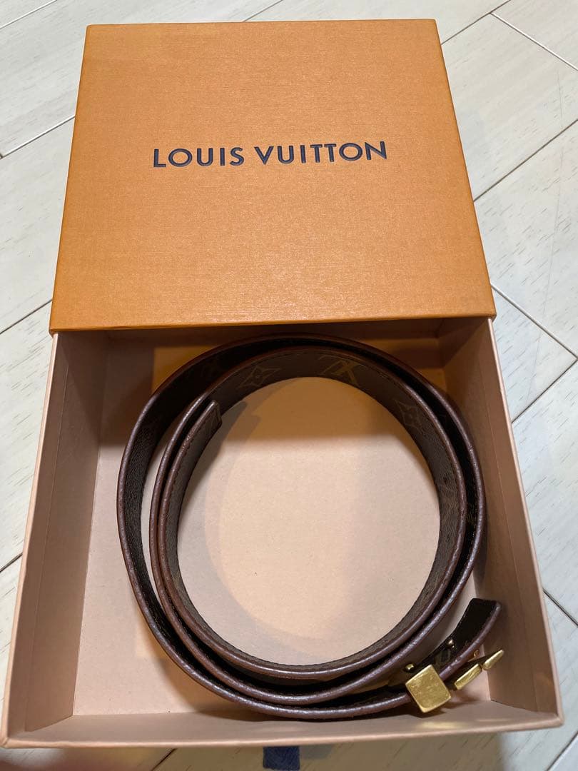 LOUIS VUITTON ピンクベージュレザー ベルト リバーシブル