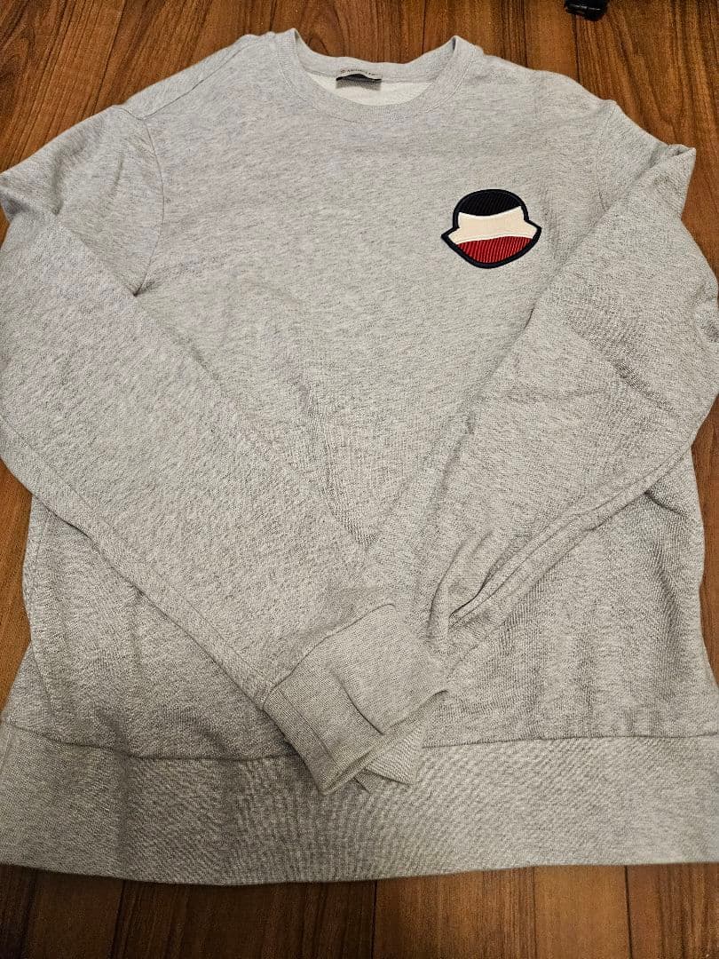 MONCLERメンズＬ美品