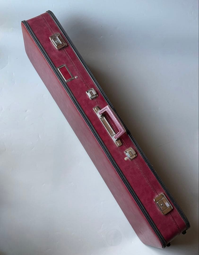 三味線　中竿　皮破れ無し　撥・ハードケースなど付属品多数