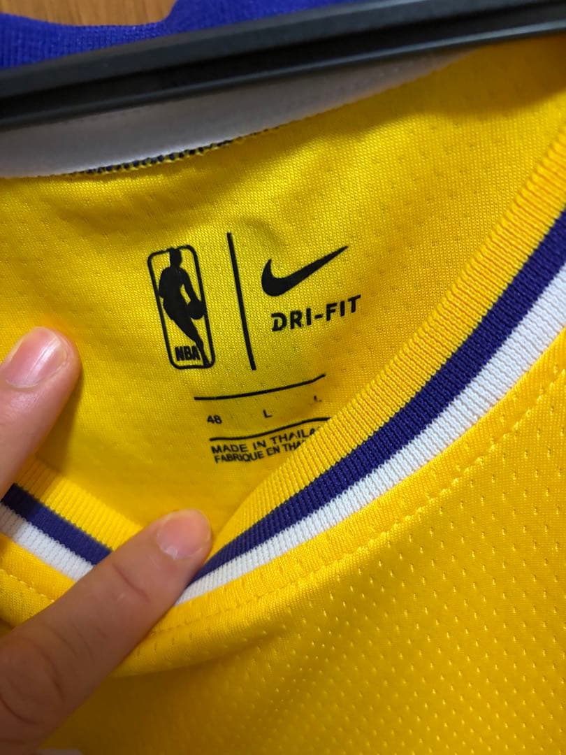 レイカーズ ユニフォーム 28番　LE SSERAFIM 宮脇咲良