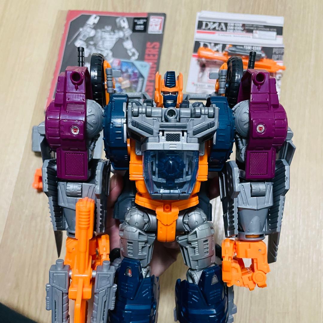 トランスフォーマー　オプティマルオプティマス　パワードコンボイ