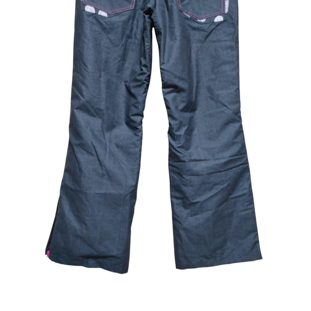 新品 ¥45,360 レディース スキーウェア/スノーボードウェア 上下セット