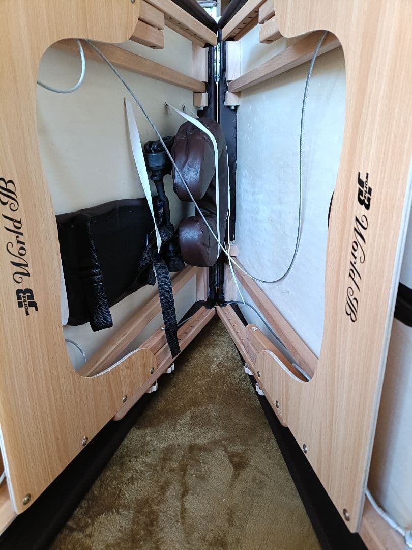 World JB 折りたたみマッサージベッド ダークブラウン