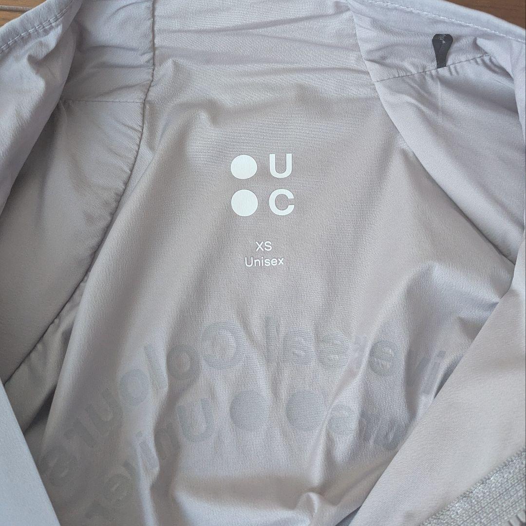 universal colours ジレ　ユニバーサルカラーズ