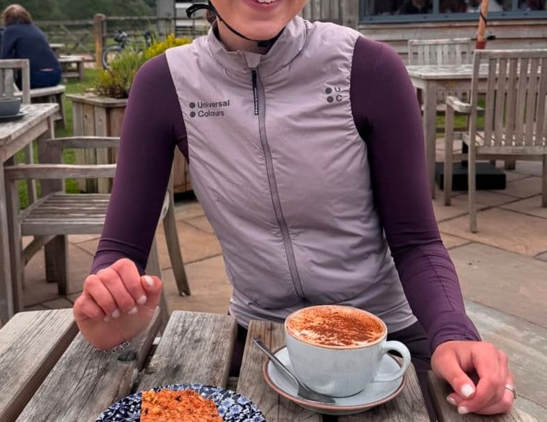 universal colours ジレ　ユニバーサルカラーズ