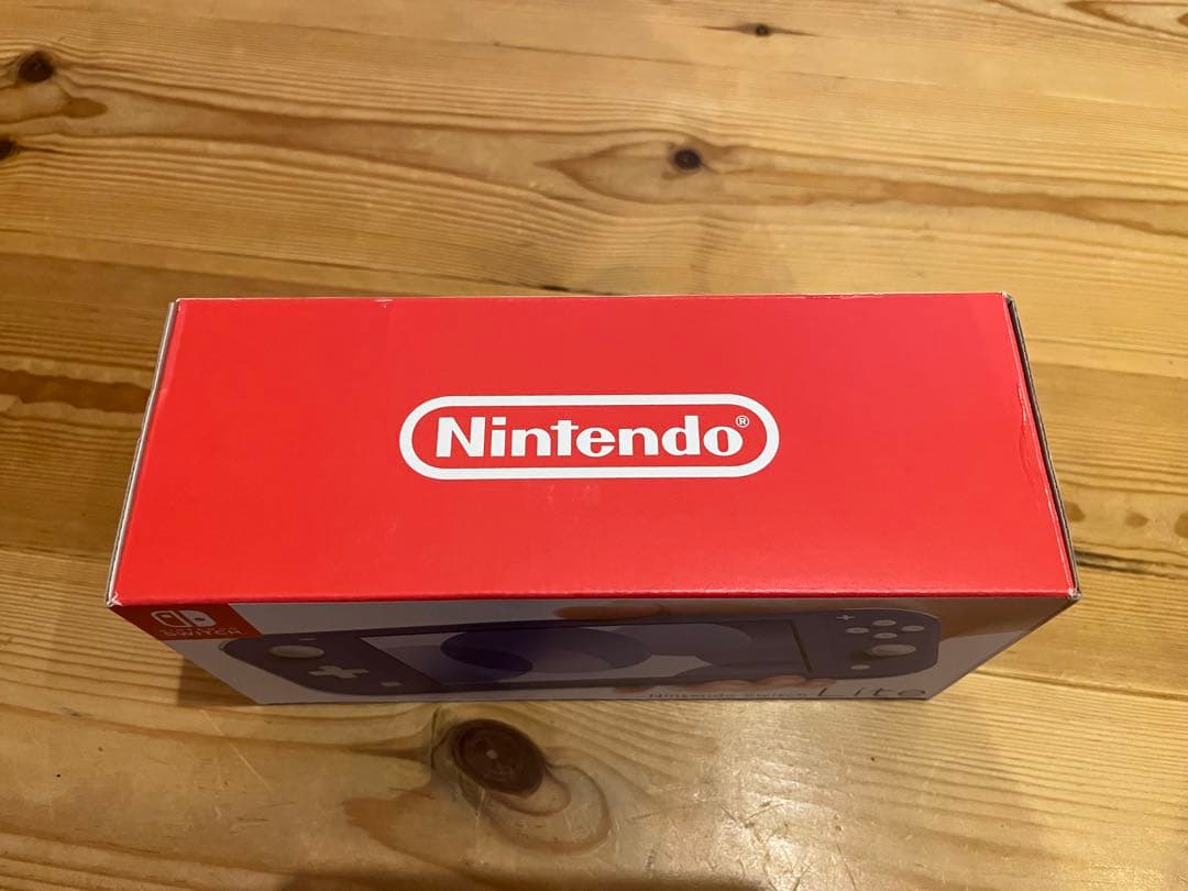 Nintendo Switch Lite パープル　ブルーノ