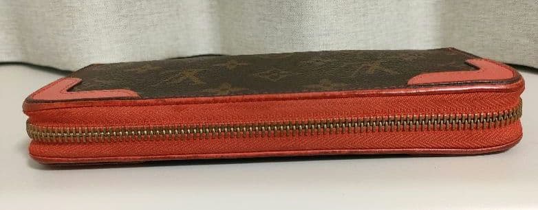 Louis Vuitton ジッピーウォレット レティーロ レッド