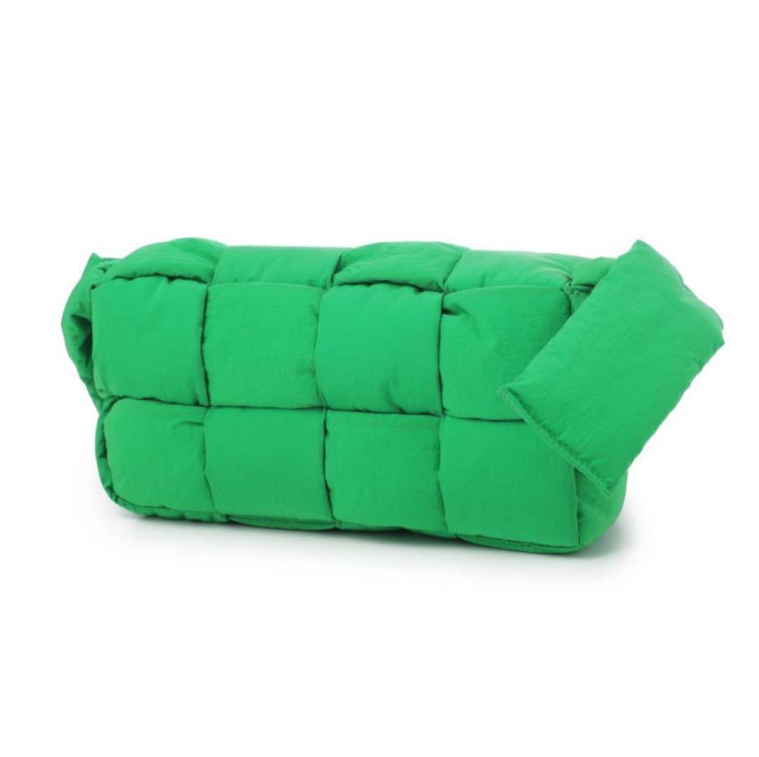 BOTTEGA VENETAボッテガヴェネタ パデッドテックカセットパラキート