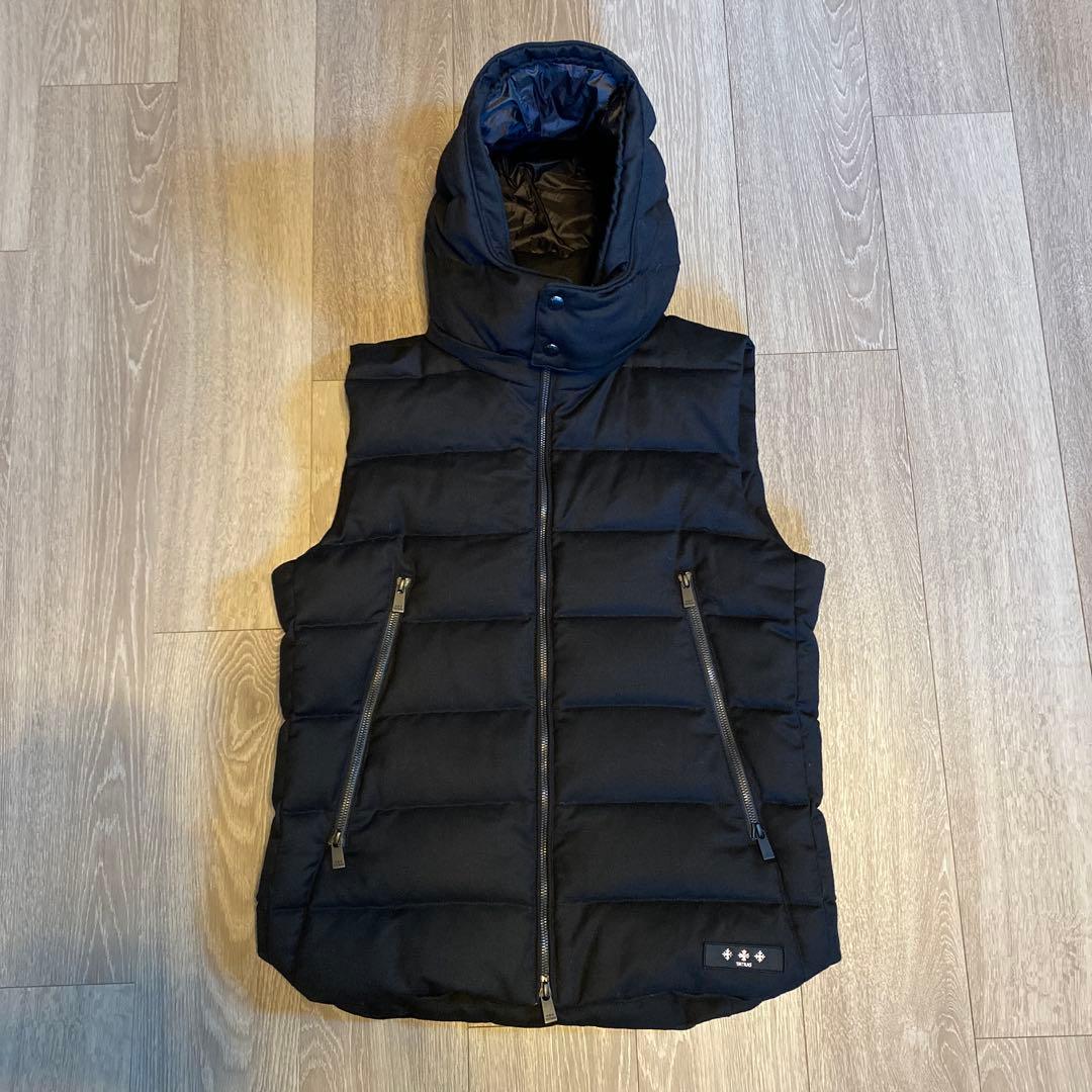 タトラス　ソヴェール　ダウンベスト　ブラックtatras sover MTA20