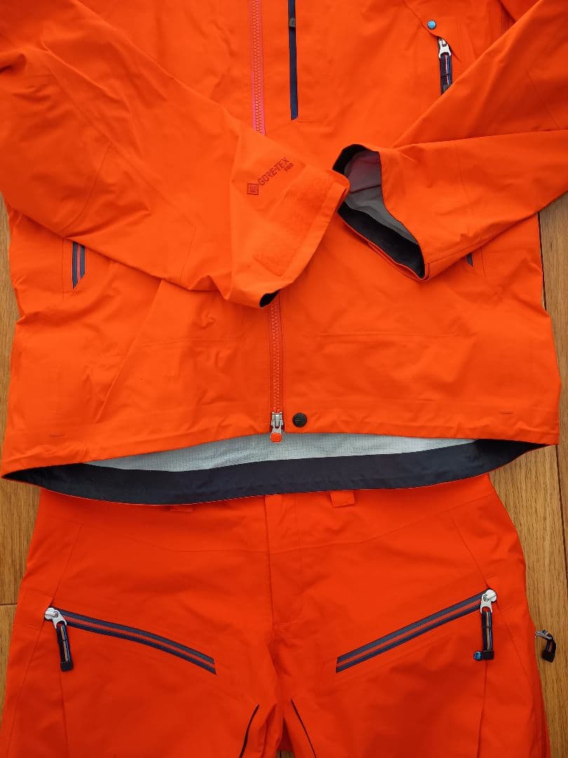 ステート オブ エレベネート M Bec de Rosses Jacket