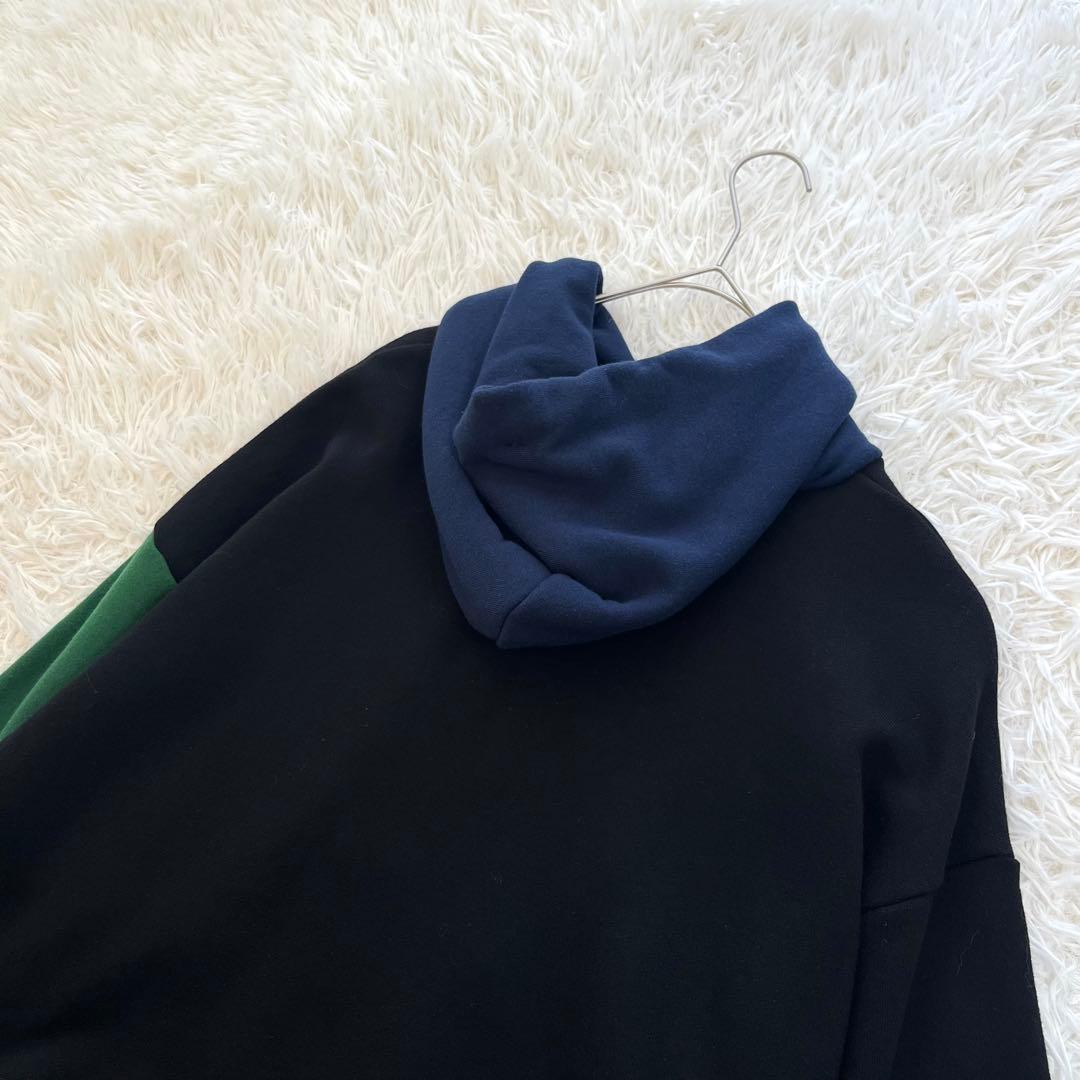 アンスリード UN3D ヘムカットショートフーディー アシメ パーカー 黒