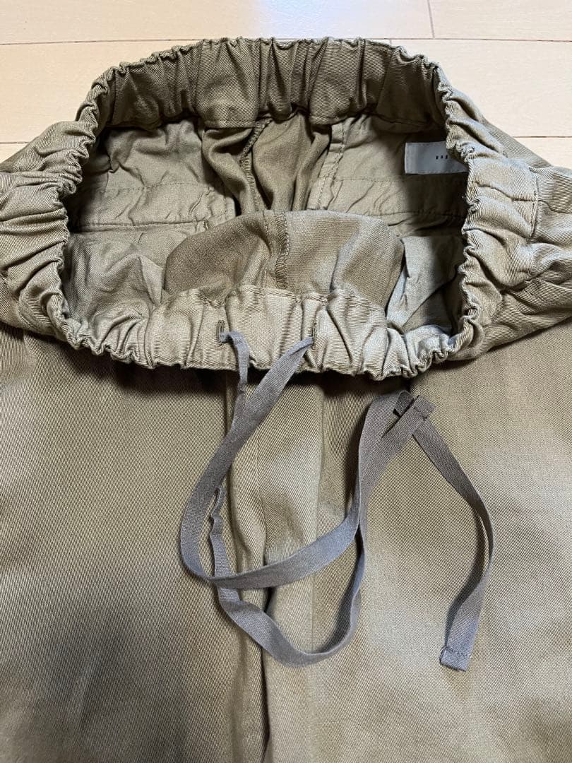 美品／kagure かぐれ　コットンストレッチイージーパンツ　ベージュ