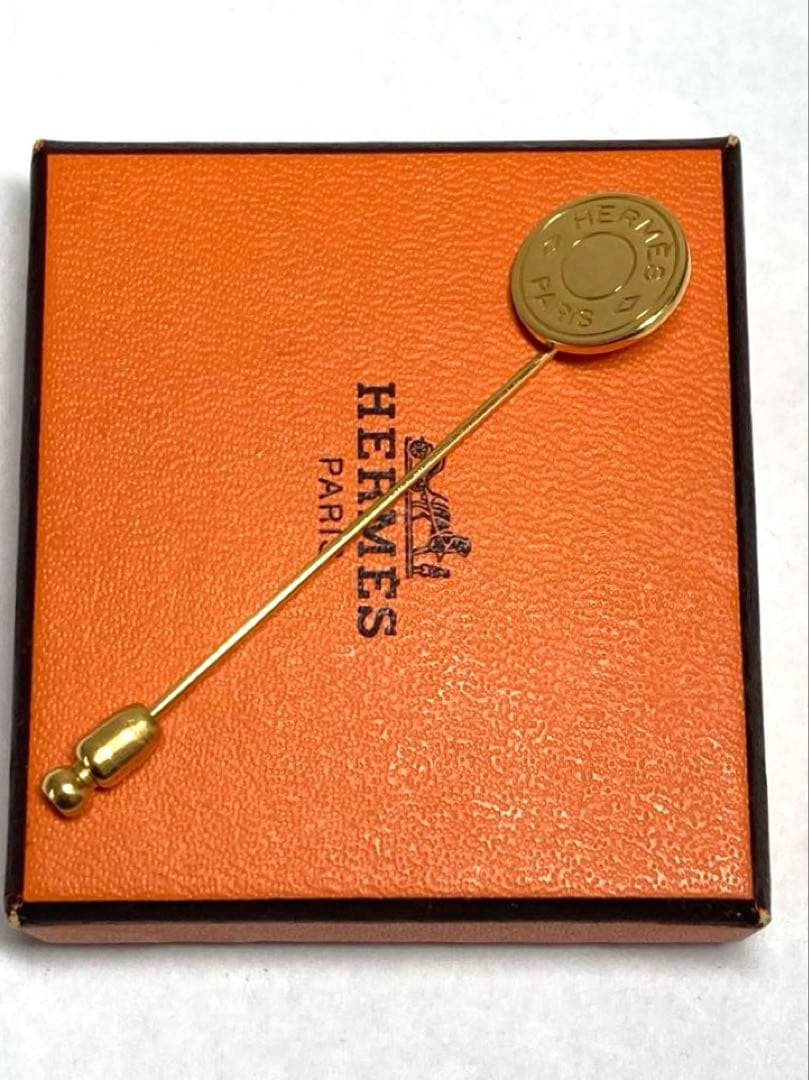 良品　HERMES エルメス　セリエ　ピンブローチ　ピンバッチ　ゴールド　箱付き