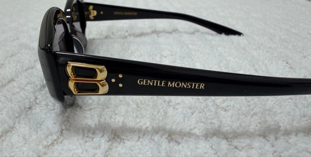 GENTLE MONSTER ブラックサングラス　MIRO