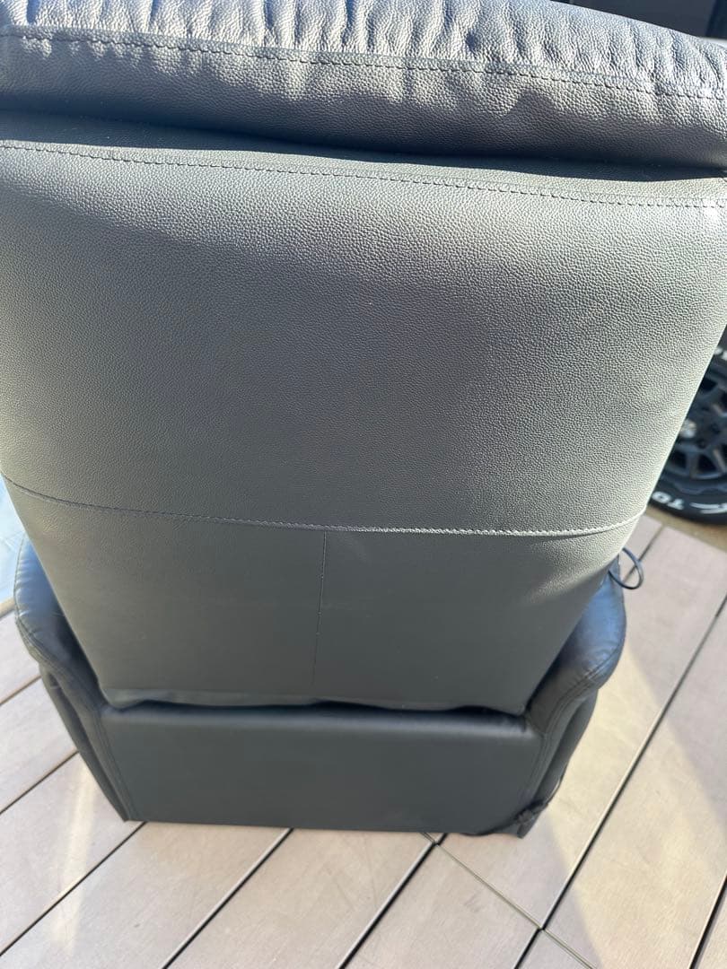 電動リクライニングソファ　コンフェ ニトリ　リクライニングチェア　ブラック