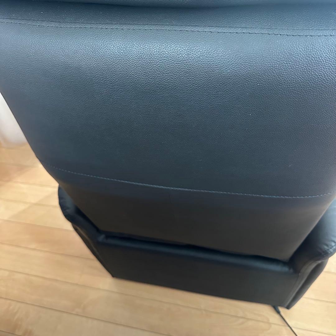 電動リクライニングソファ　コンフェ ニトリ　リクライニングチェア　ブラック