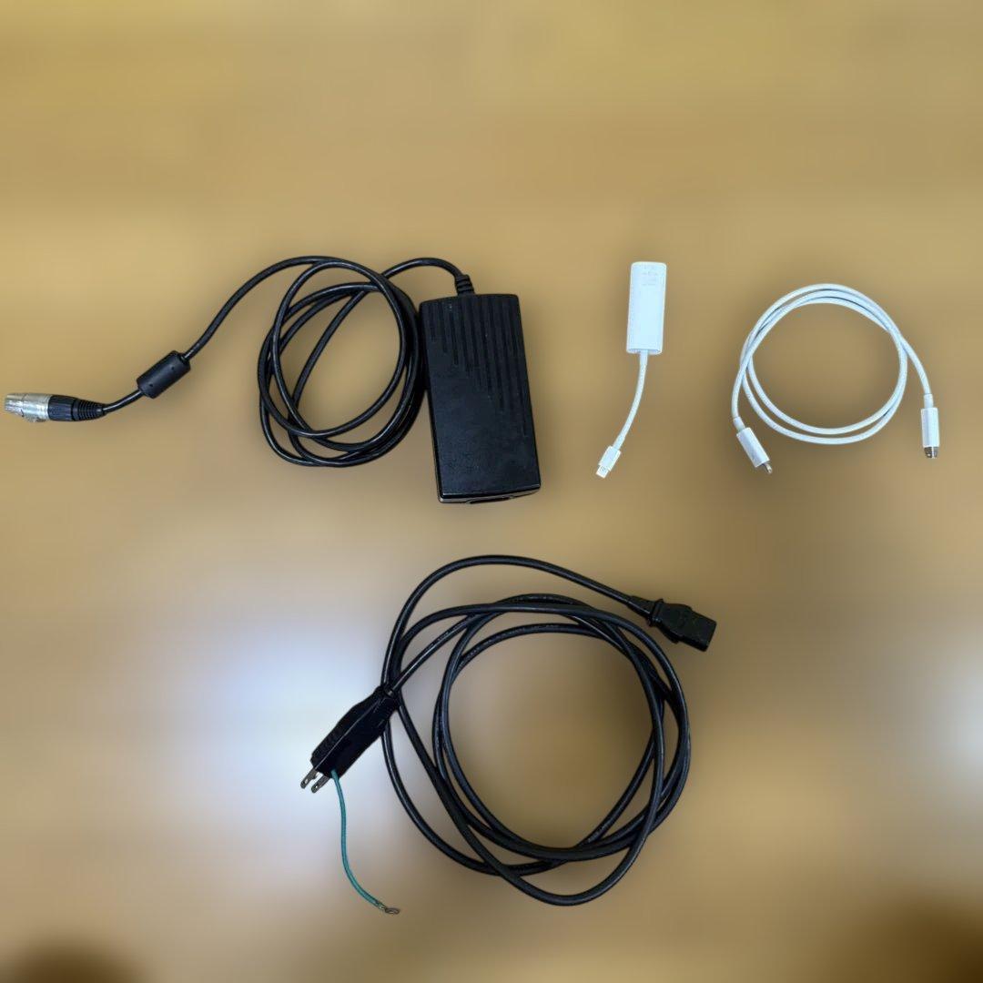 Universal Audio Apollo QUAD 　動作品　一部難あり