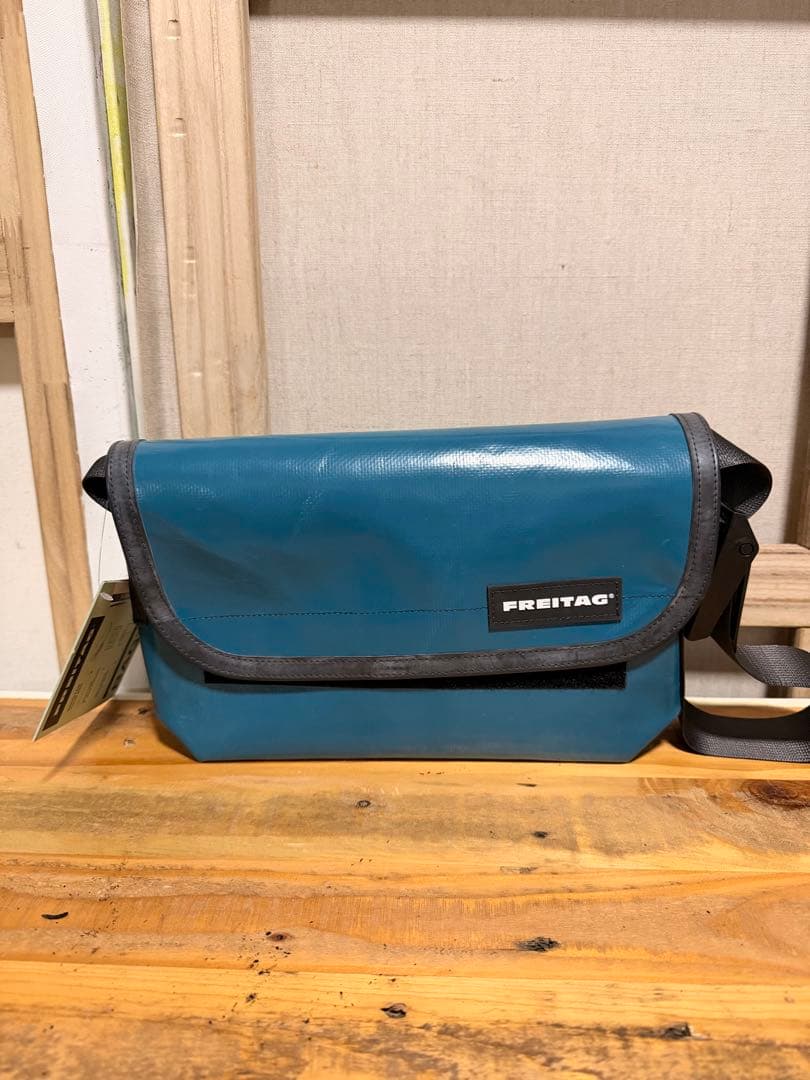 FREITAG hwaii フライターグ　ターコイズブルー